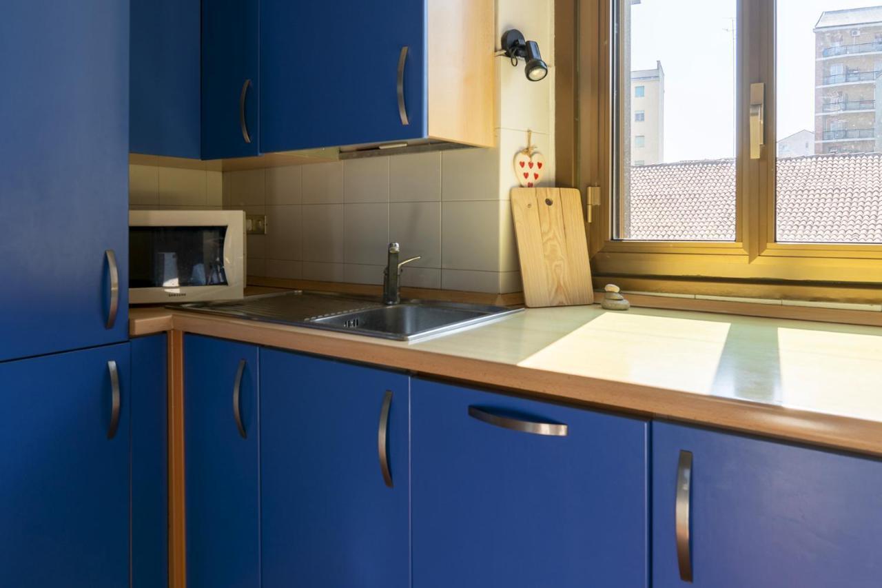 Apartament Navigli District Elegant Flat Free Wifi & Parking Mediolan Zewnętrze zdjęcie