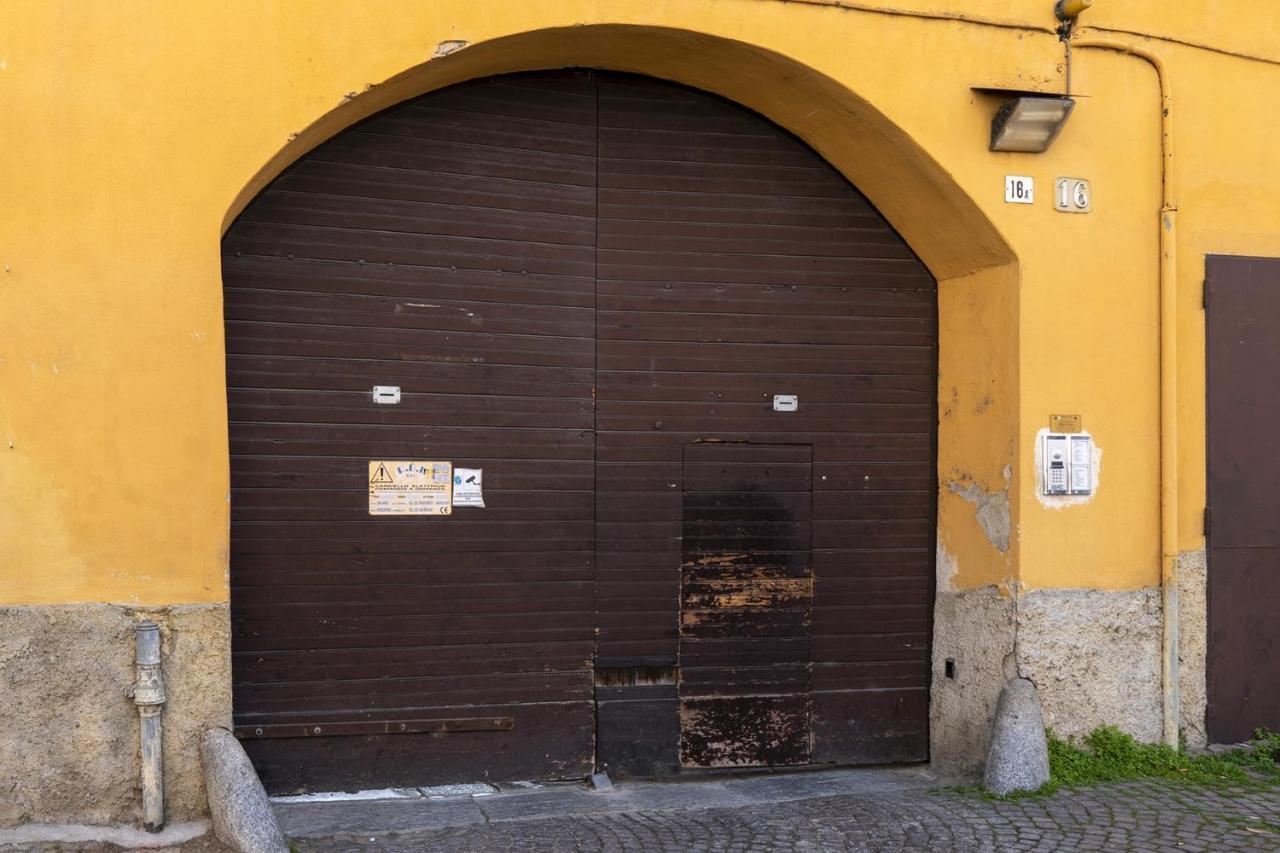 Apartament Navigli District Elegant Flat Free Wifi & Parking Mediolan Zewnętrze zdjęcie